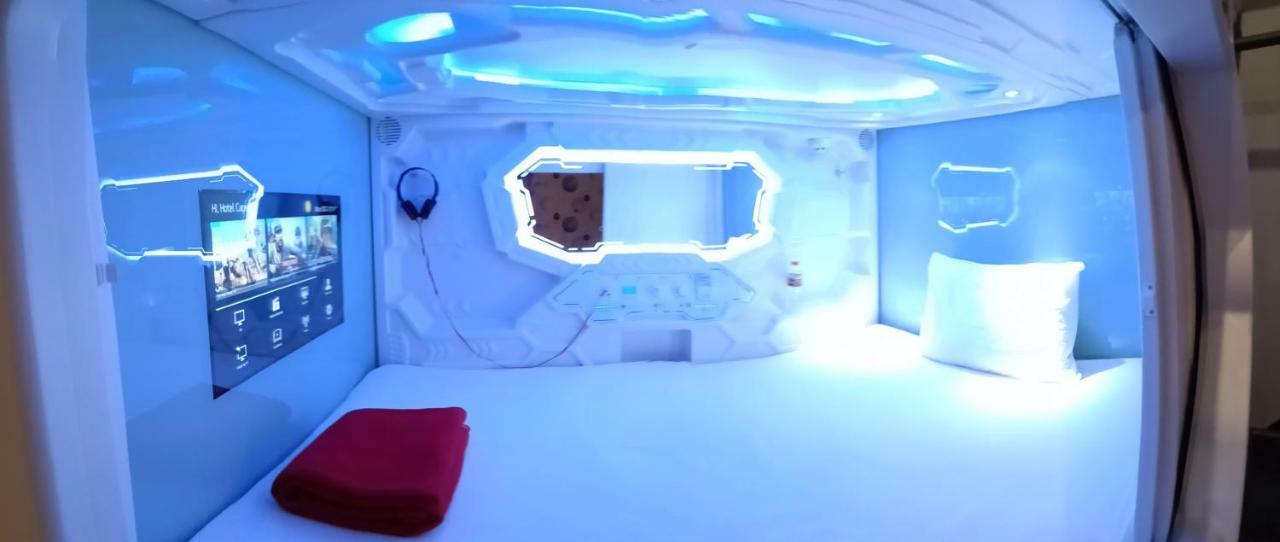 Jakpod Capsule hotel *