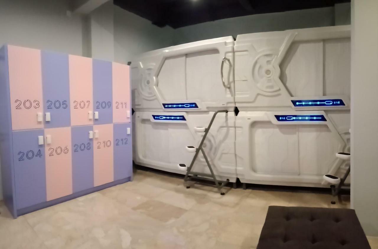 Jakpod Capsule hotel Jakarta
