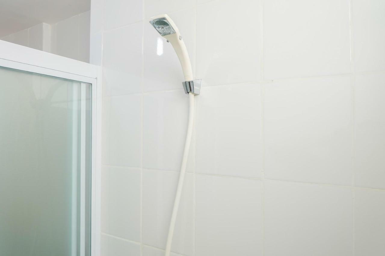 Relaxing 3br At Bassura Near Shopping Mall By Travelio Jakarta