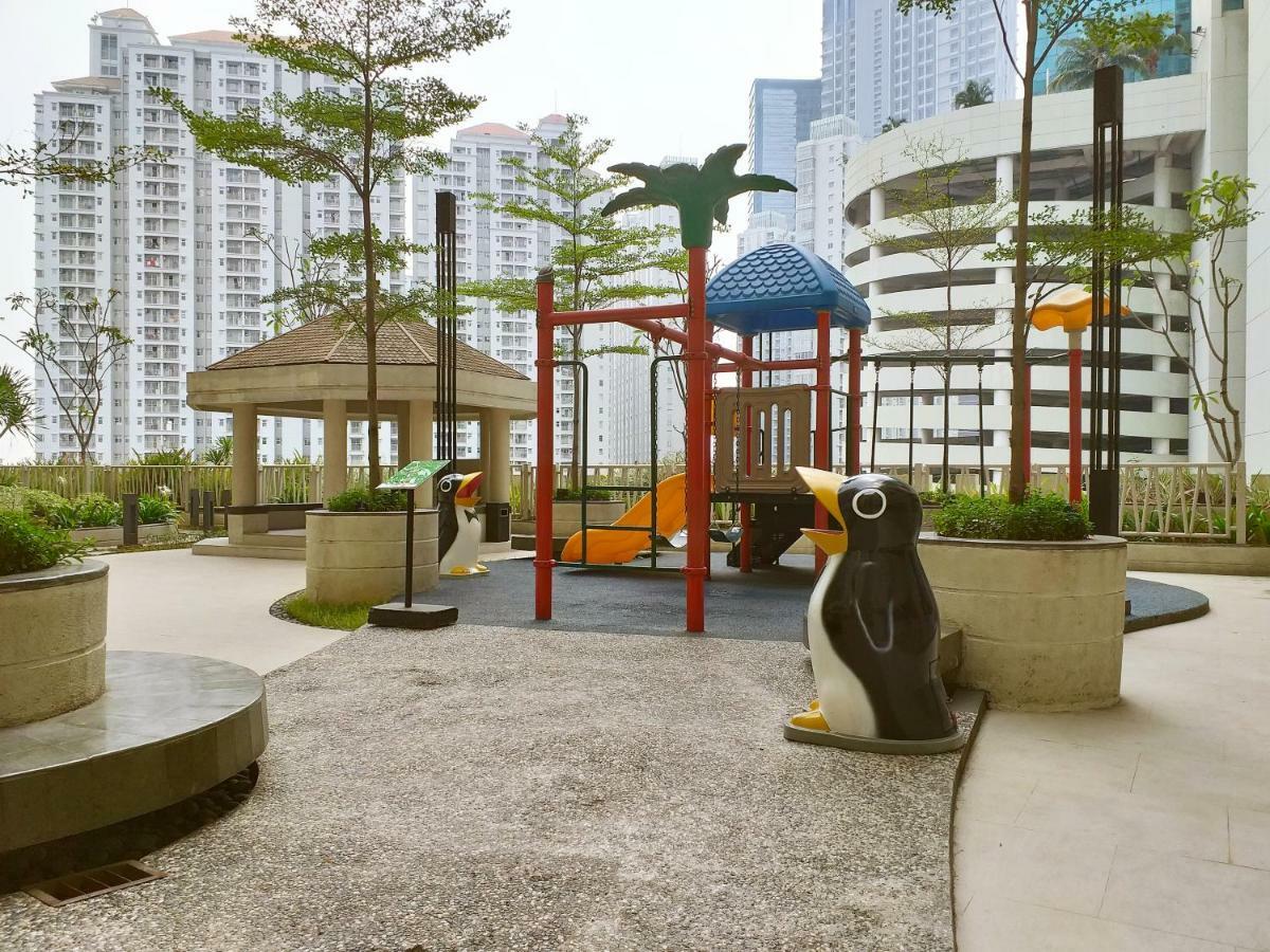 Studio Walking Distance To Mall * Jakarta