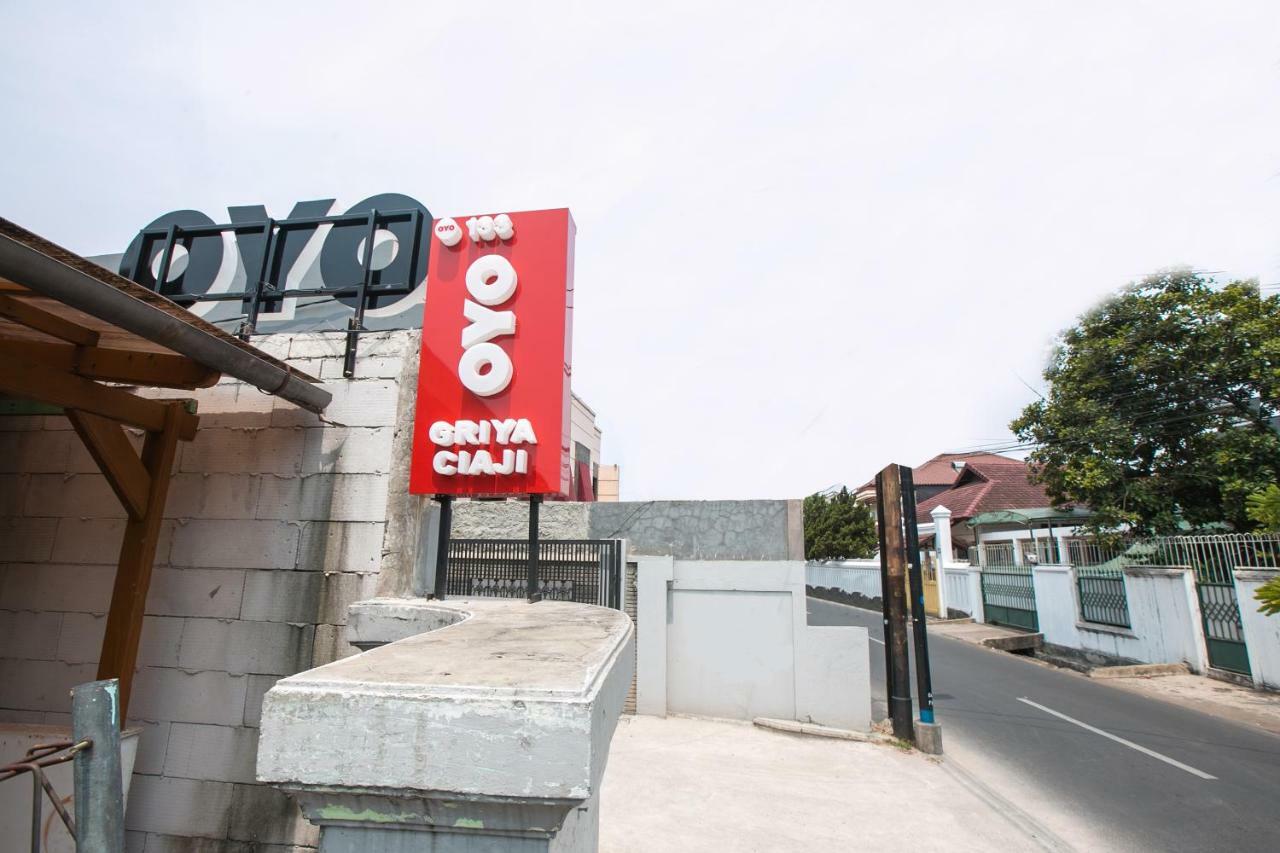 Oyo 133 Griya Ciaji Hotel
