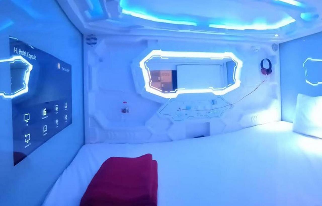 Capsule hotel Jakpod *