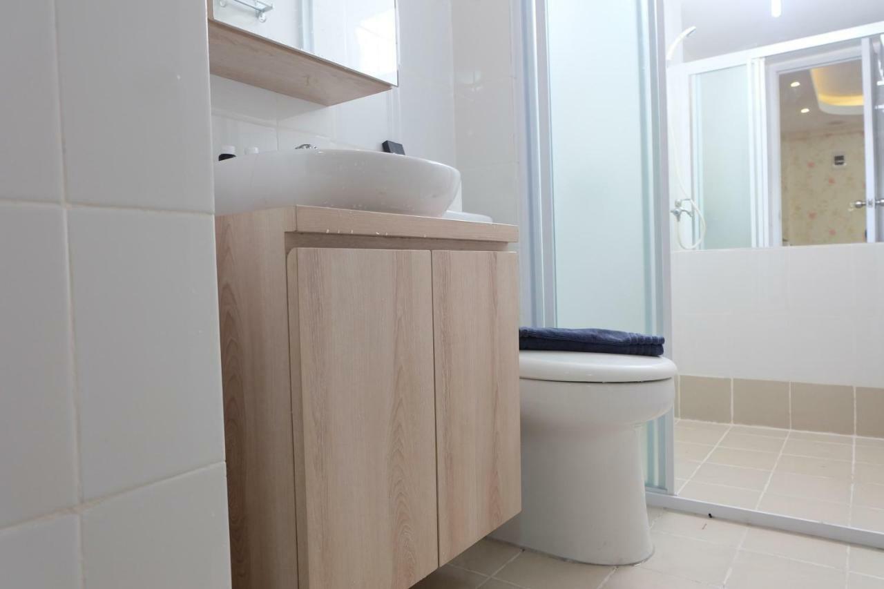 Relaxing 3br At Bassura Near Shopping Mall By Travelio Apartment