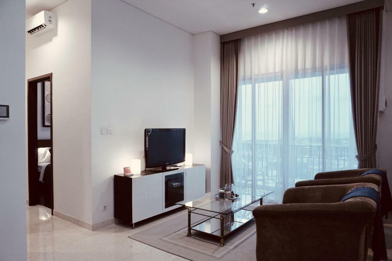 Apartment Lucky Tower 2br Floor Jakarta