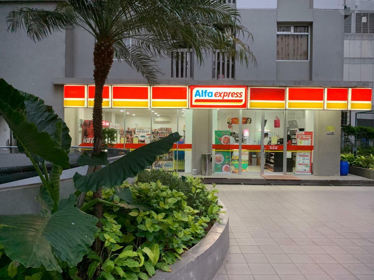 Bay Pluit - Seaview Fast Wifi Apartment Jakarta