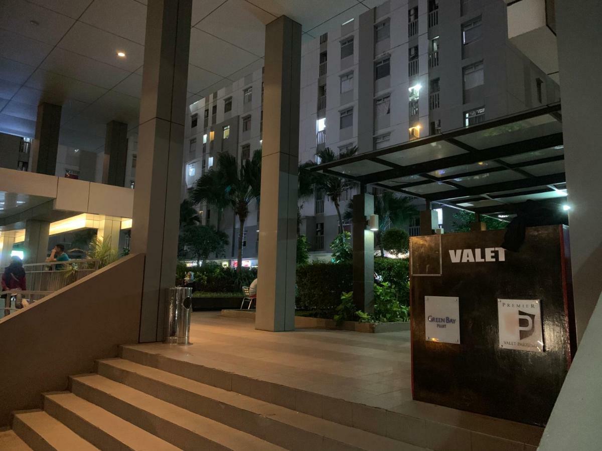 Apartment Bay Pluit - Seaview Fast Wifi