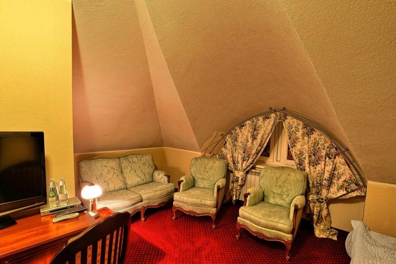 Hotel Zodiak Mt Haryono By Kagum 2*