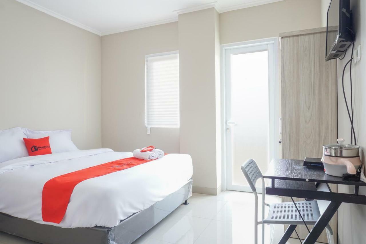 Residences By Reddoorz Near Mt Haryono - Minimum 7 Days 2*