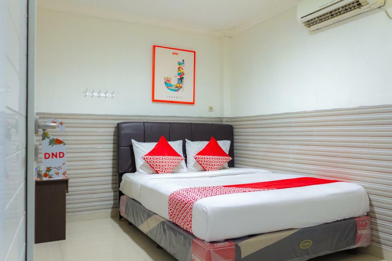 Hotel Oyo 730 Wisma 38 Jakarta