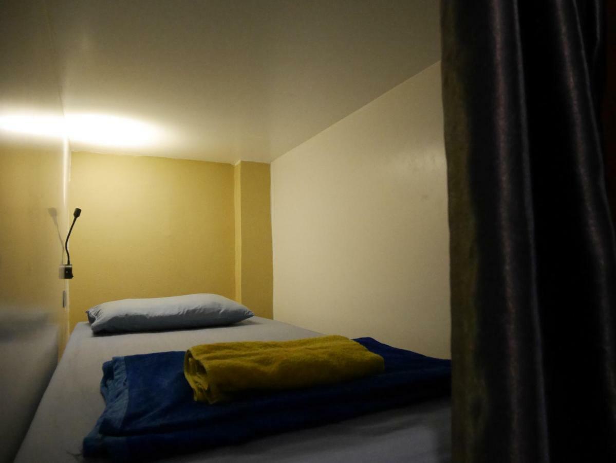 Sleepy Raccoon Hostel Jakarta