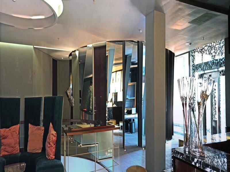 Kemang Icon Hotel 4*