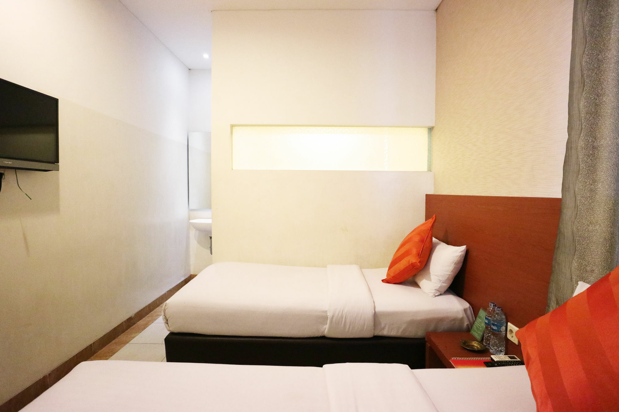 Reddoorz At Jalan Gunung Sahari Hotel 2*