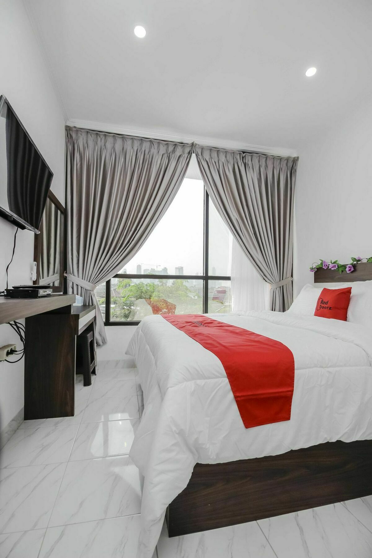 Hotel Reddoorz At Mampang Prapatan Jakarta