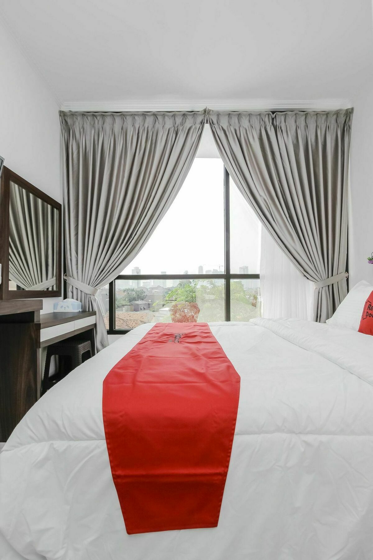 Reddoorz At Mampang Prapatan Hotel Jakarta