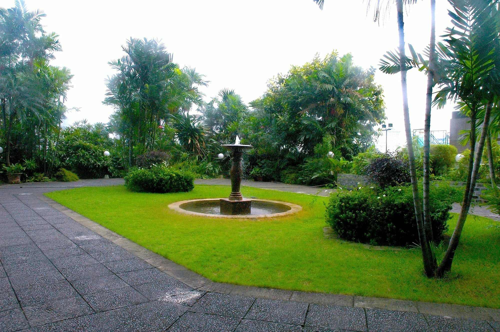 Lumire & Convention Centre Hotel Jakarta