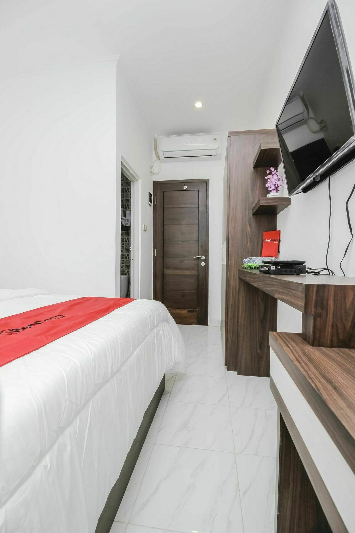 Reddoorz At Mampang Prapatan Jakarta