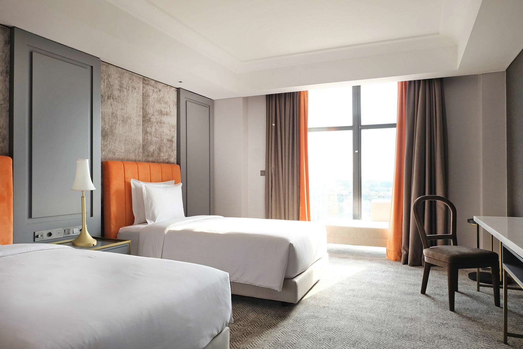 Goodrich Suites, Khách sạn 5*
