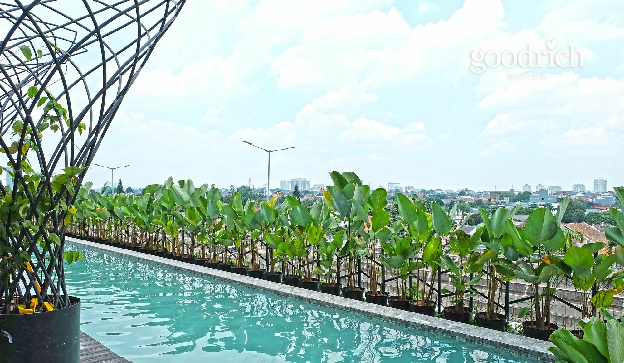 Khách sạn Goodrich Suites,