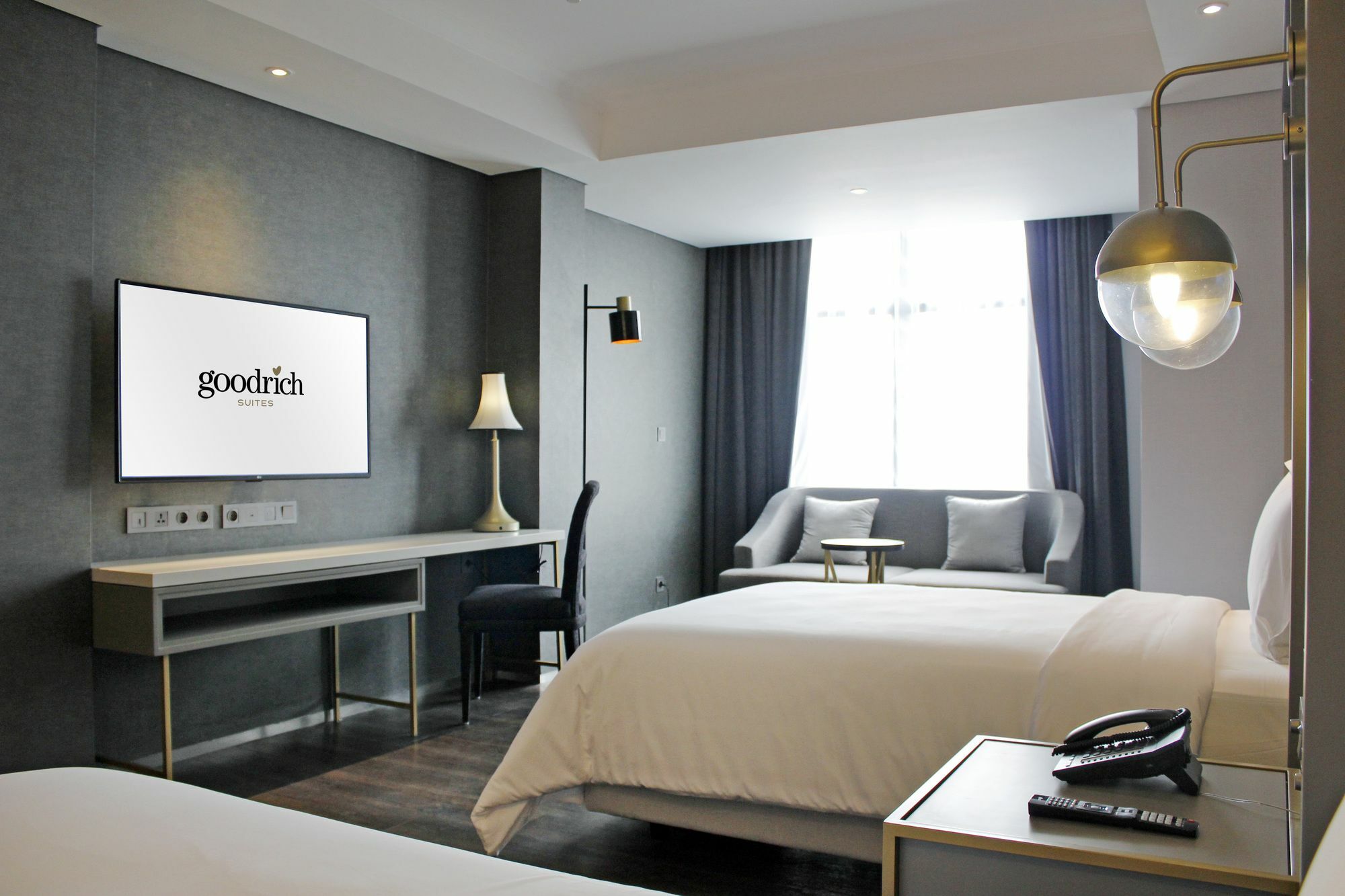 Khách sạn Goodrich Suites, 5*