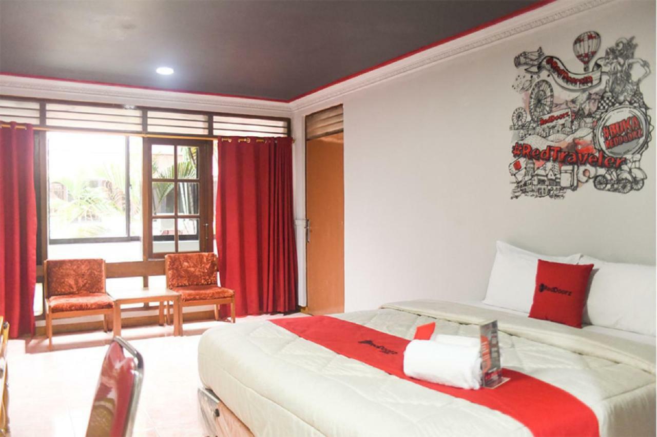 Guest house Reddoorz Near Rscm 3*