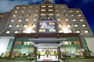 Orchardz Jayakarta Hotel 4*