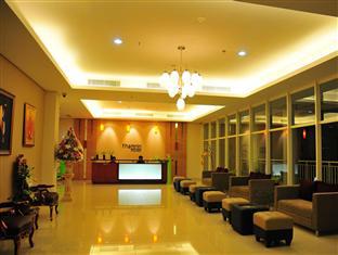 Capital O 1748 Thamrin Condotel Hotel 3*