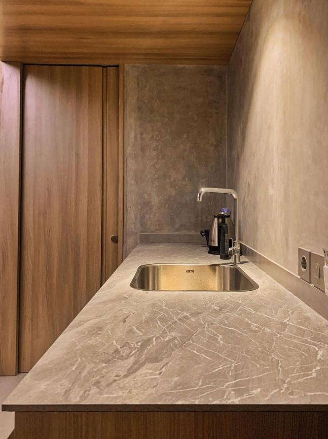 Nostoi Hotel 3*