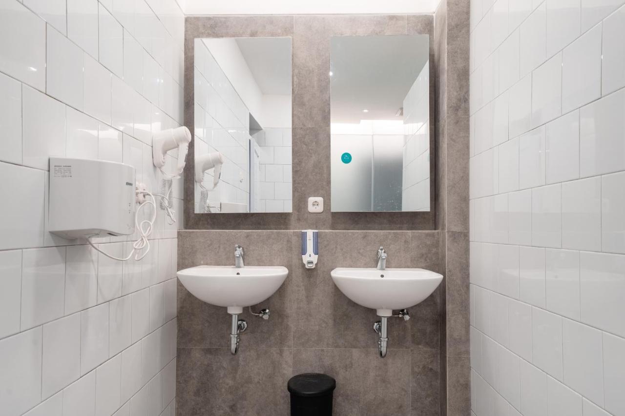 Bobopod Kebayoran Baru, Jakarta