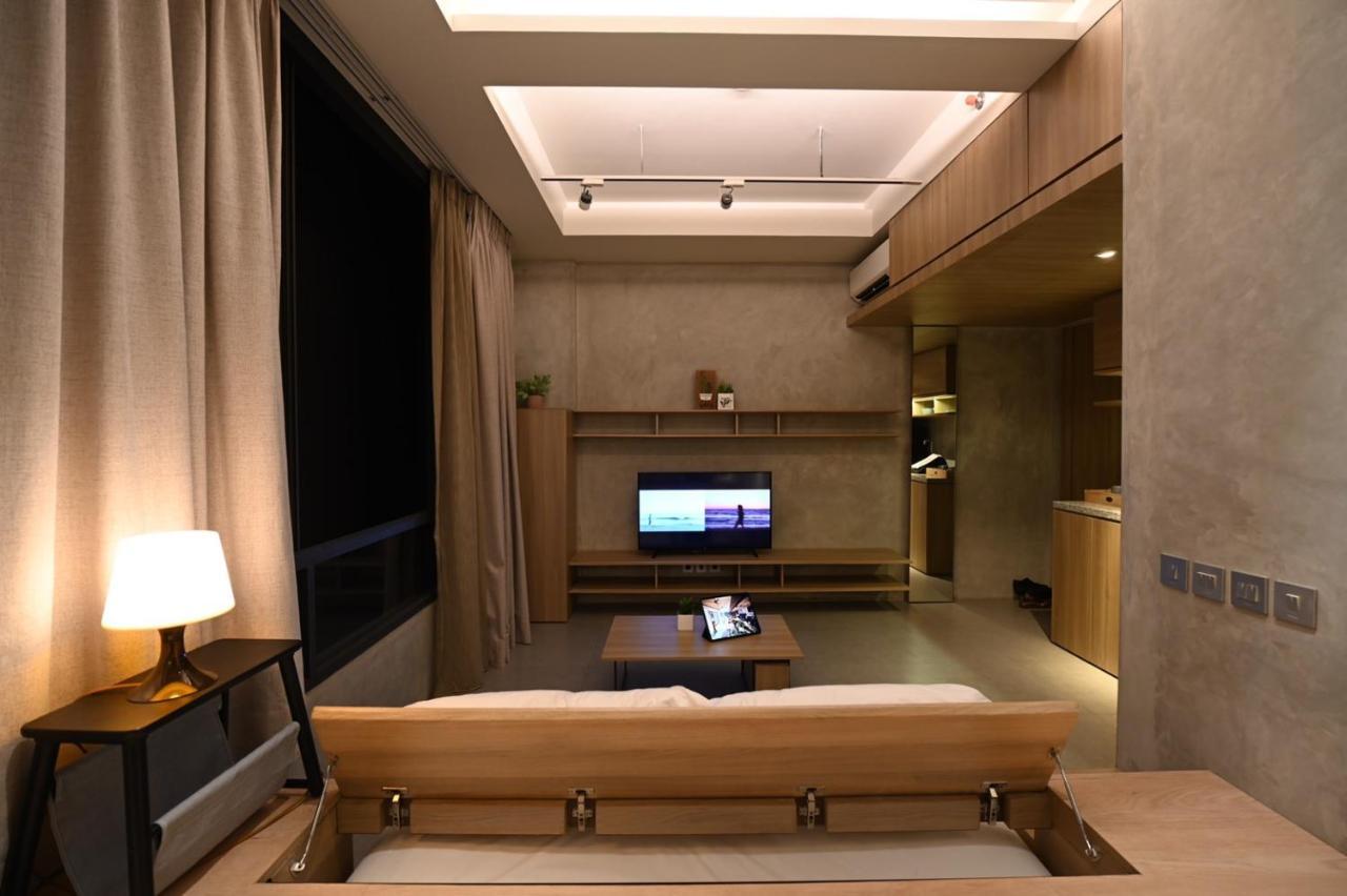 Nostoi Hotel 3*