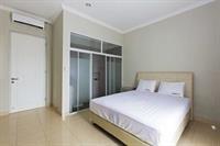 Reddoorz At Pejompongan Baru Hotel