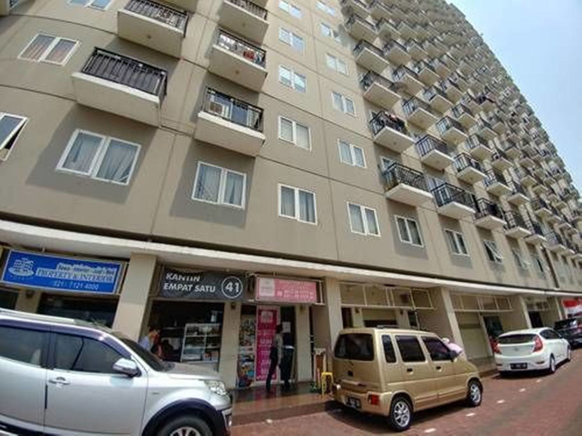 Apartment Adaru *