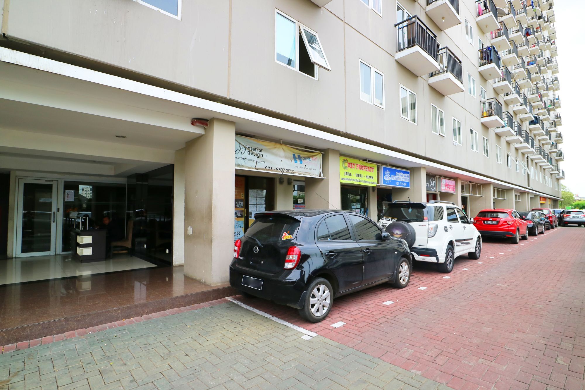 Apartment Adaru *