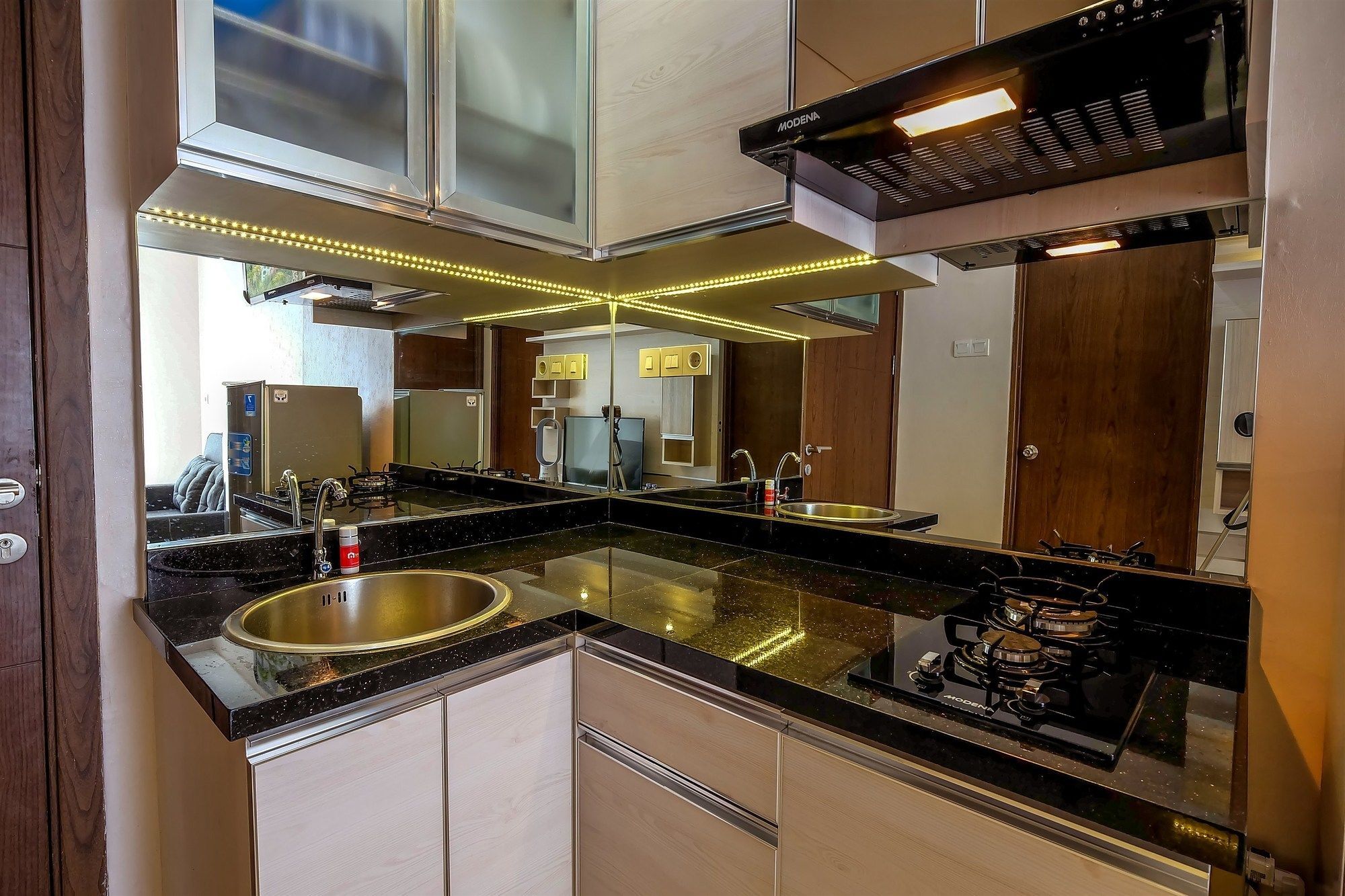 2 Bedrooms At Northland Ancol By Travelio Apartment *