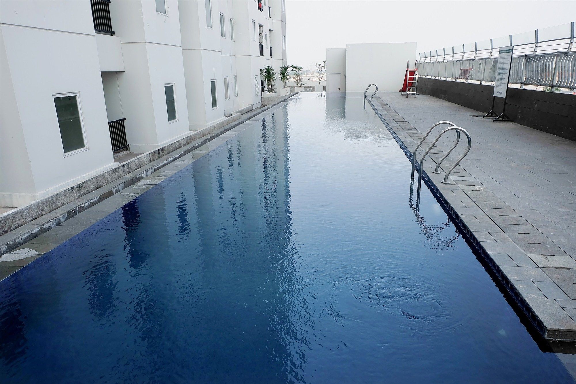 2 Bedrooms At Northland Ancol By Travelio