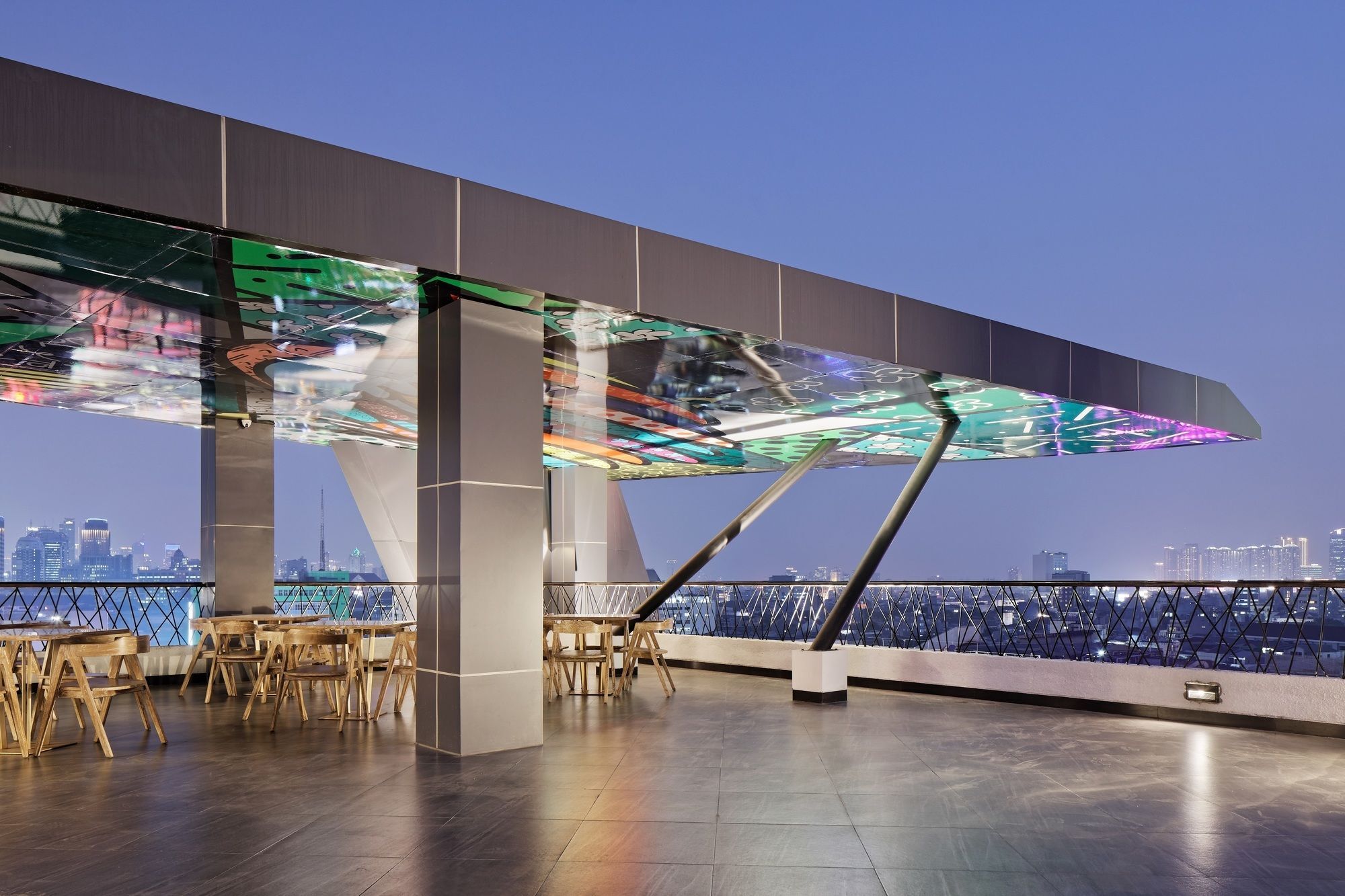 Hotel Maxone Platinum Hayam Wuruk Jakarta