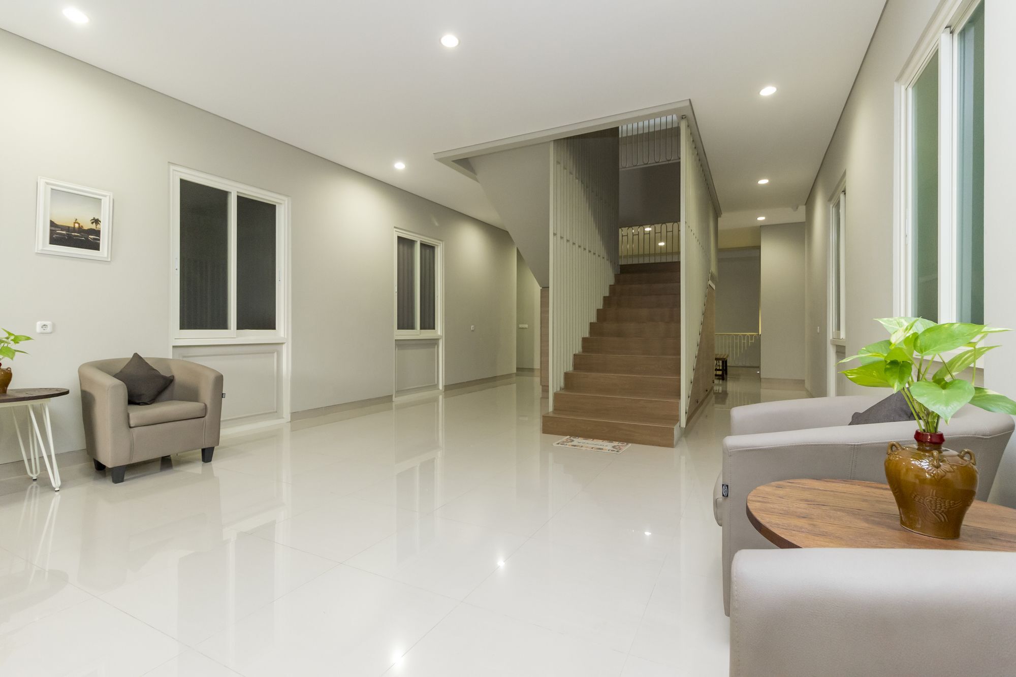 Reddoorz @ Patal Senayan Guest house 2*