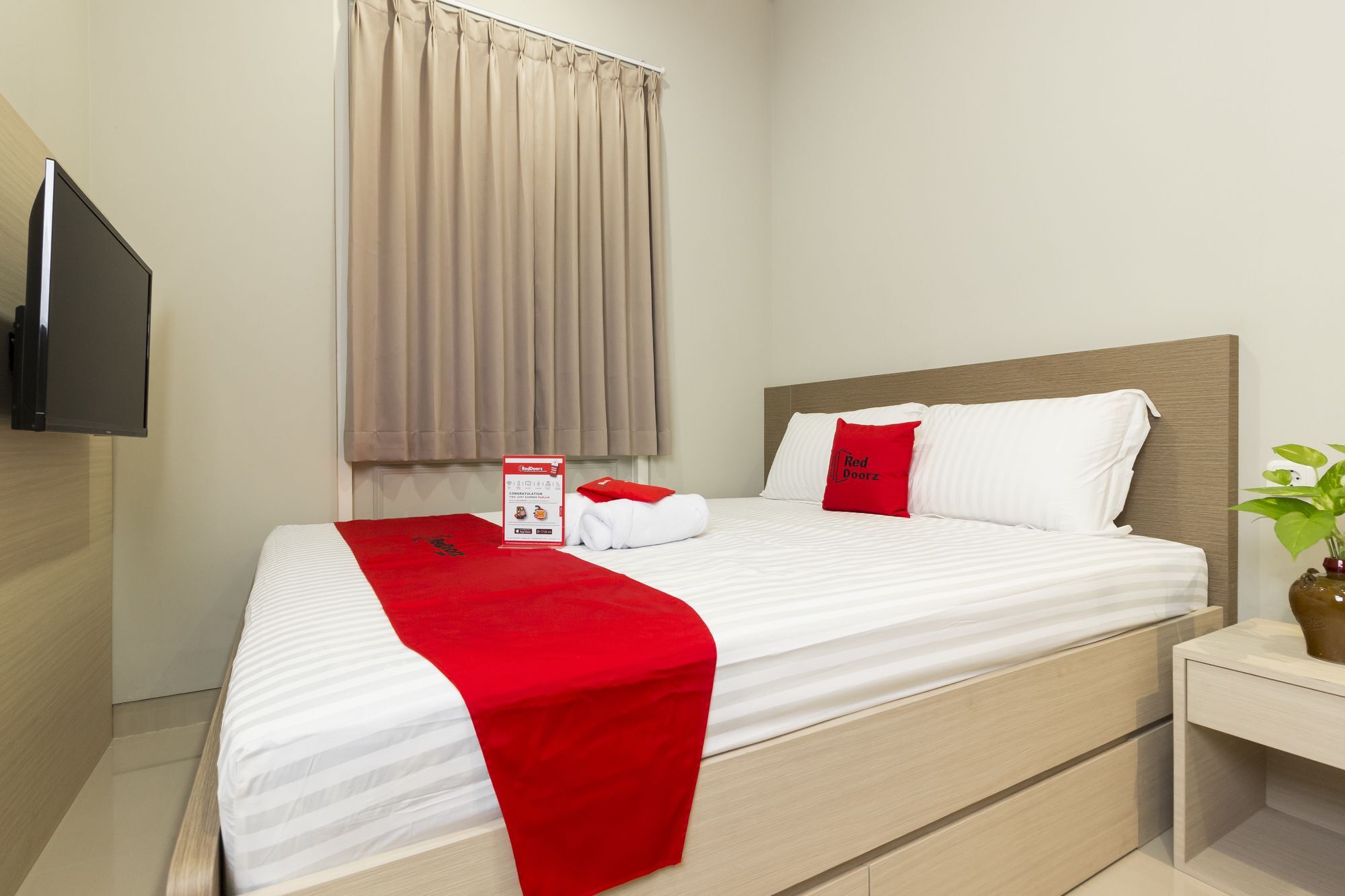 Reddoorz @ Patal Senayan Guest house Jakarta