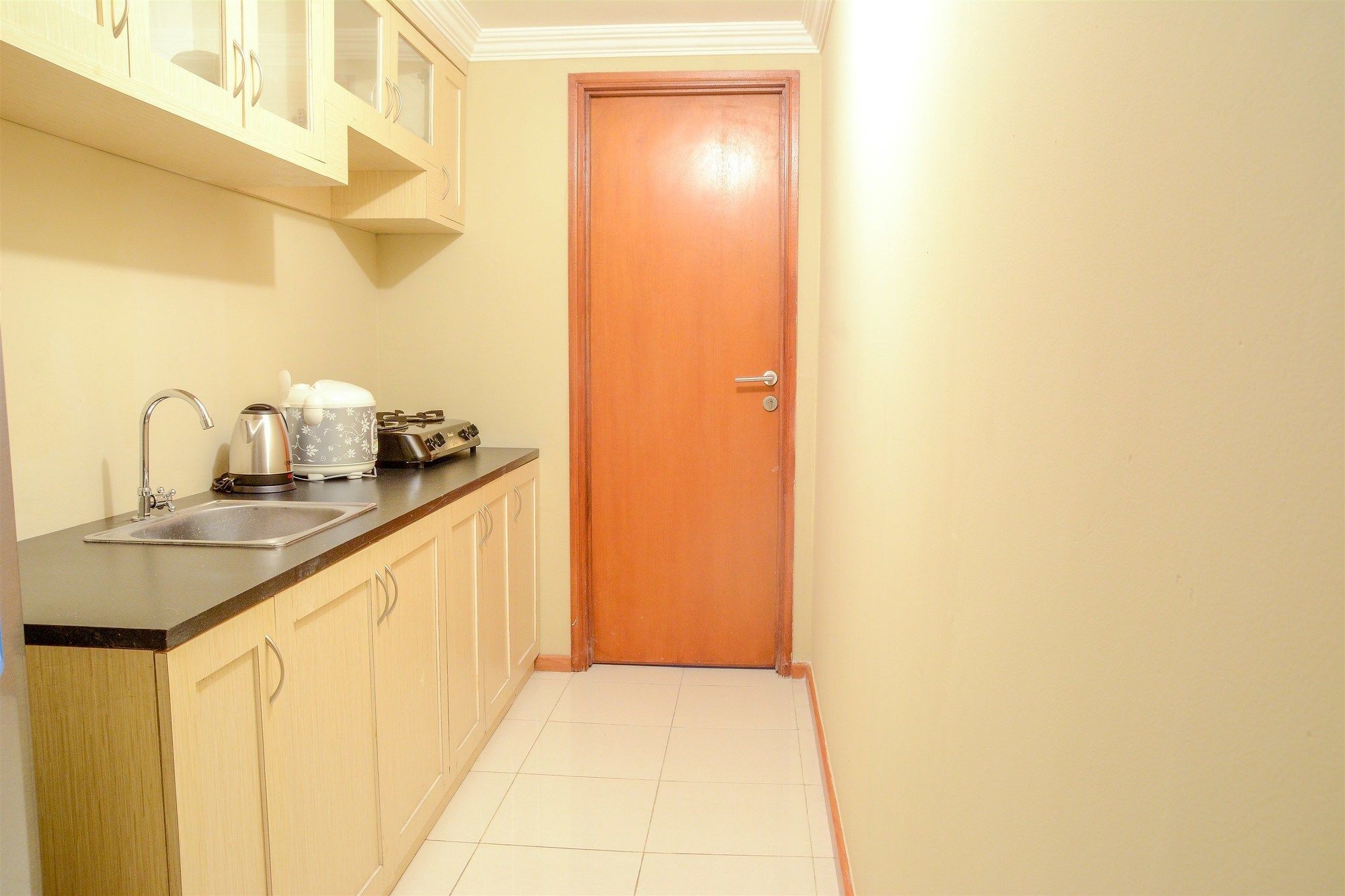 Apartment 3 Bedrooms Grand Palace Kemayoran By Travelio *