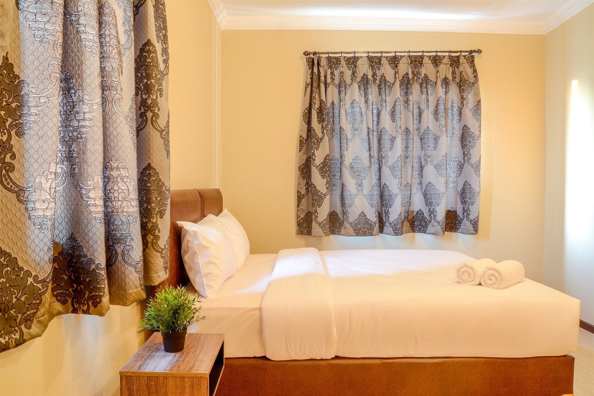 3 Bedrooms Grand Palace Kemayoran By Travelio Apartment