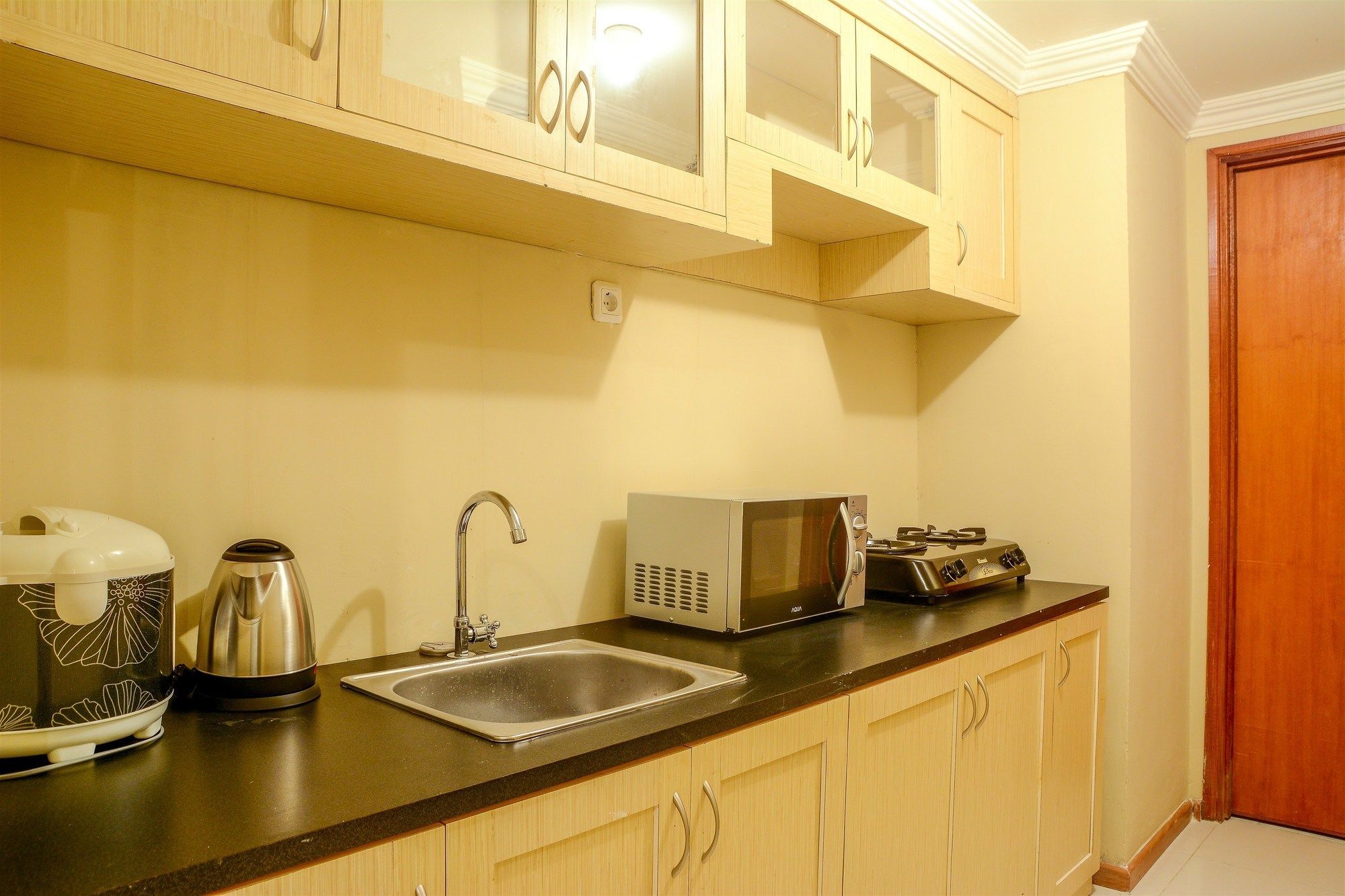 3 Bedrooms Grand Palace Kemayoran By Travelio *