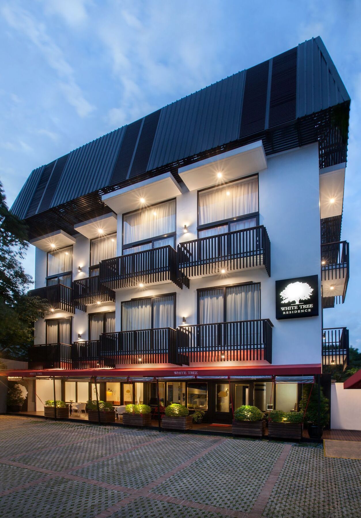 White Tree Hotel Jakarta