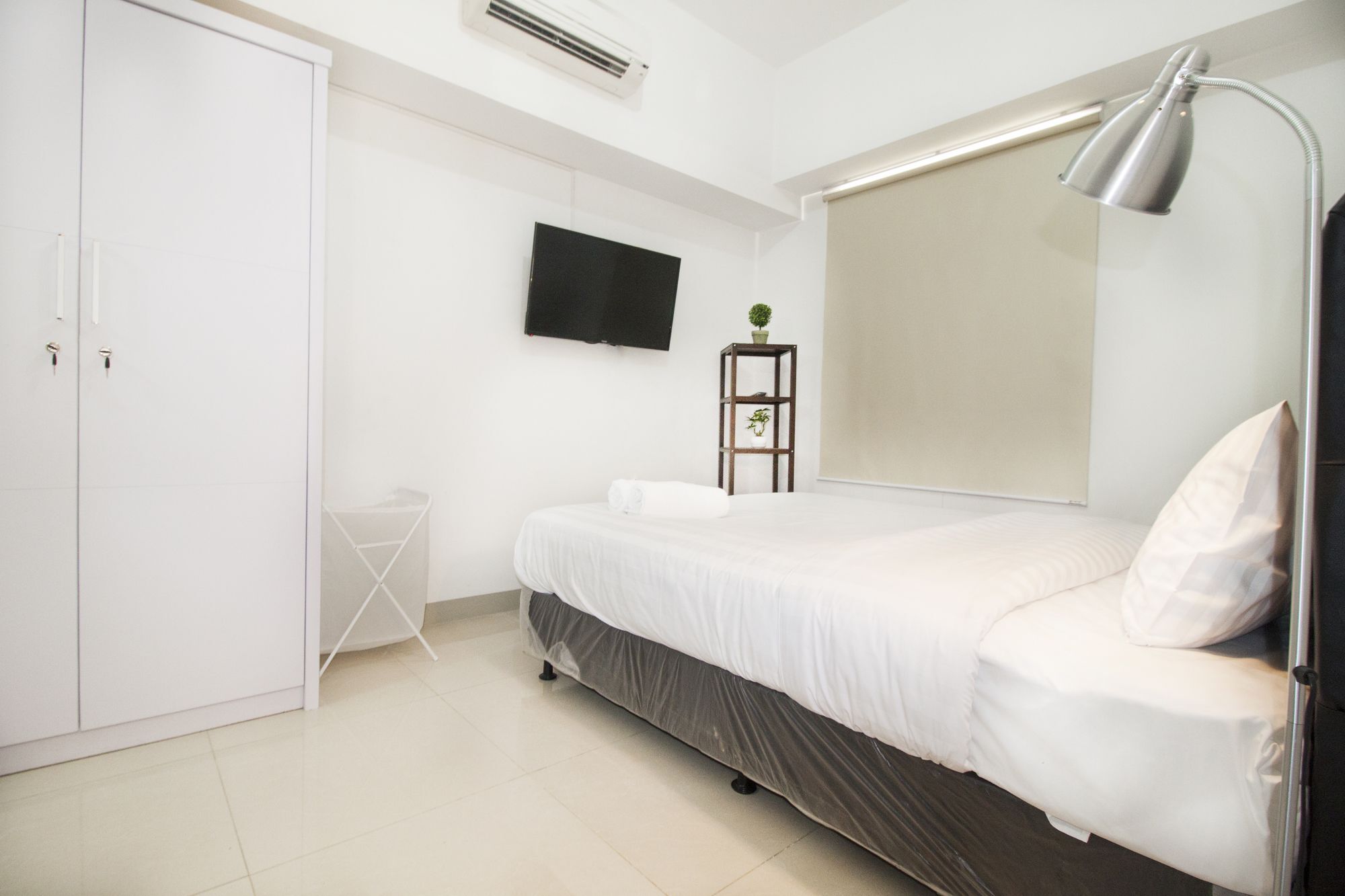 1 Bedroom Ambassade By Travelio * Jakarta