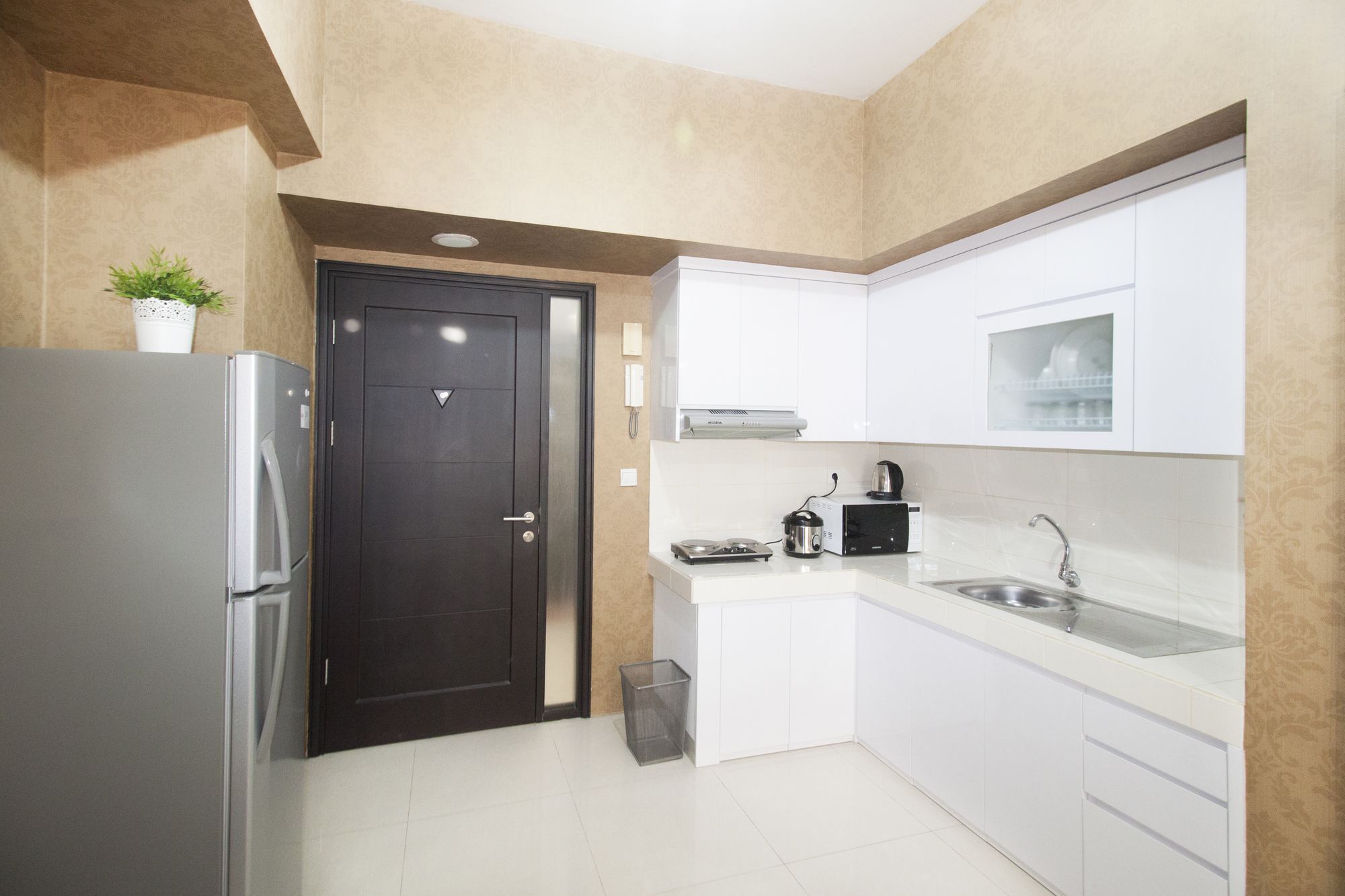 1 Bedroom Ambassade By Travelio