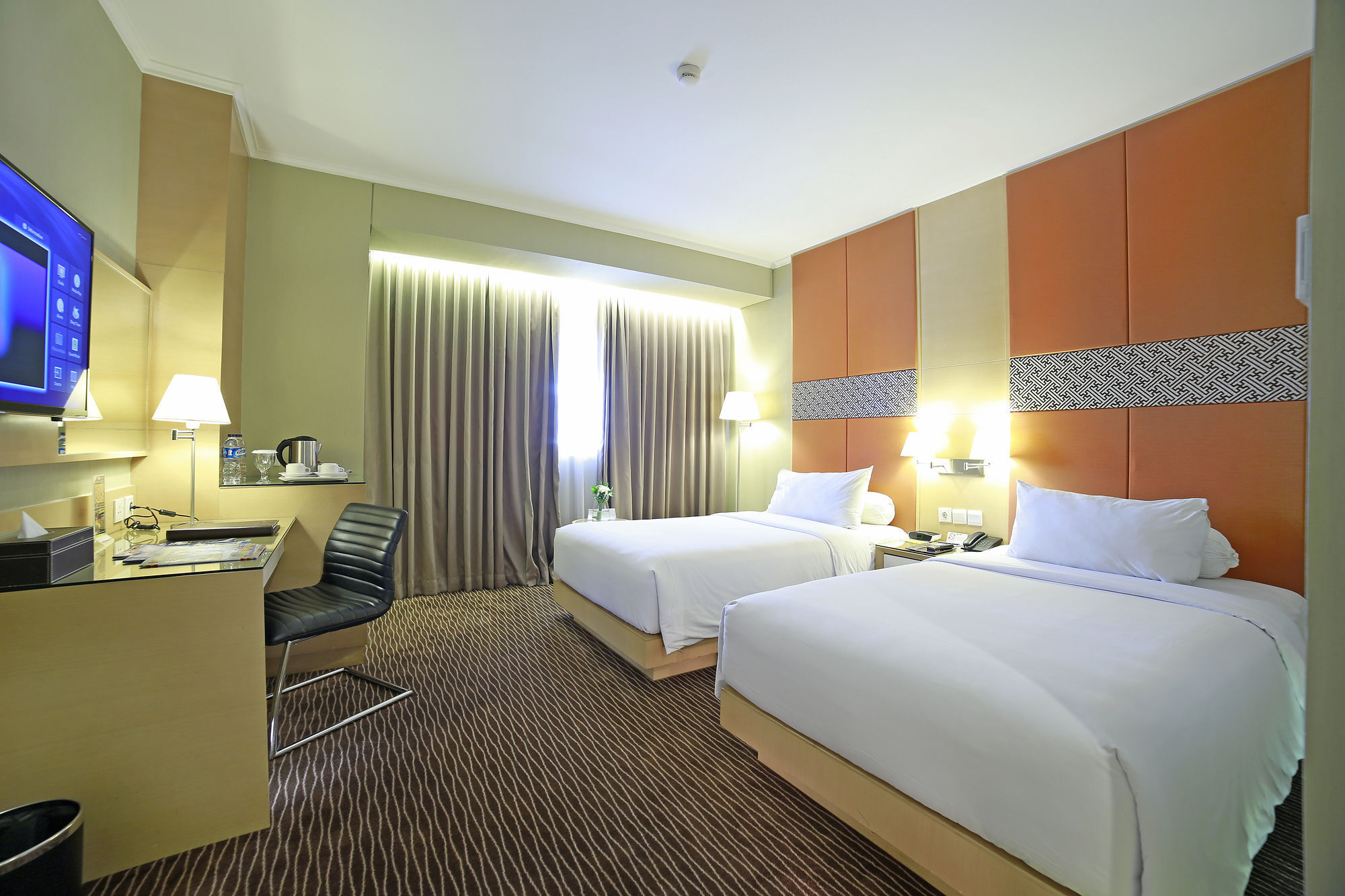 Sedayu Kelapa Gading Hotel 4*