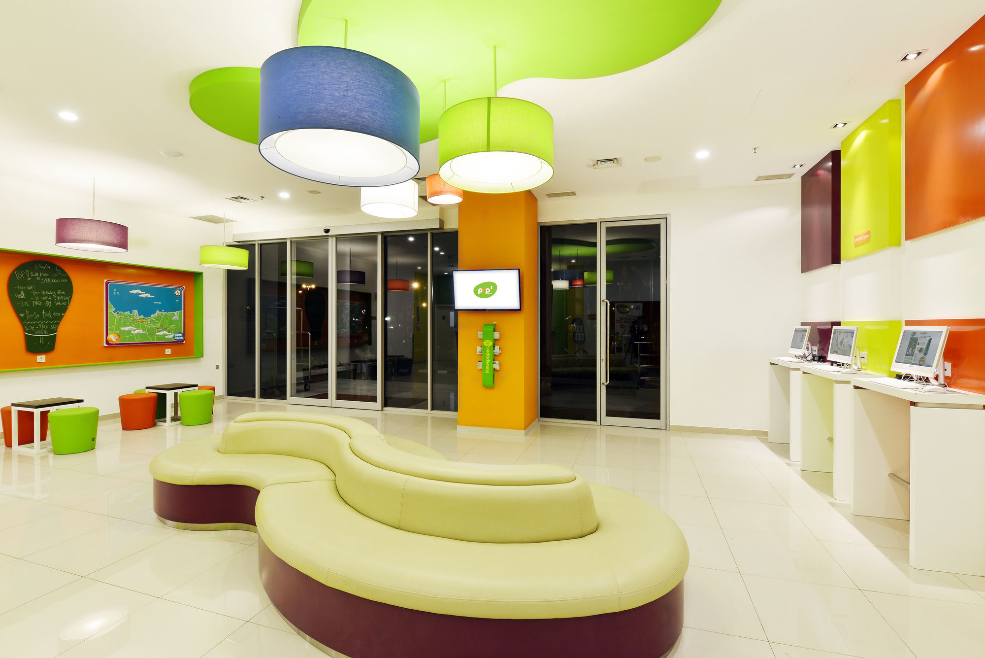 Hotel Pop! Kelapa Gading 2*