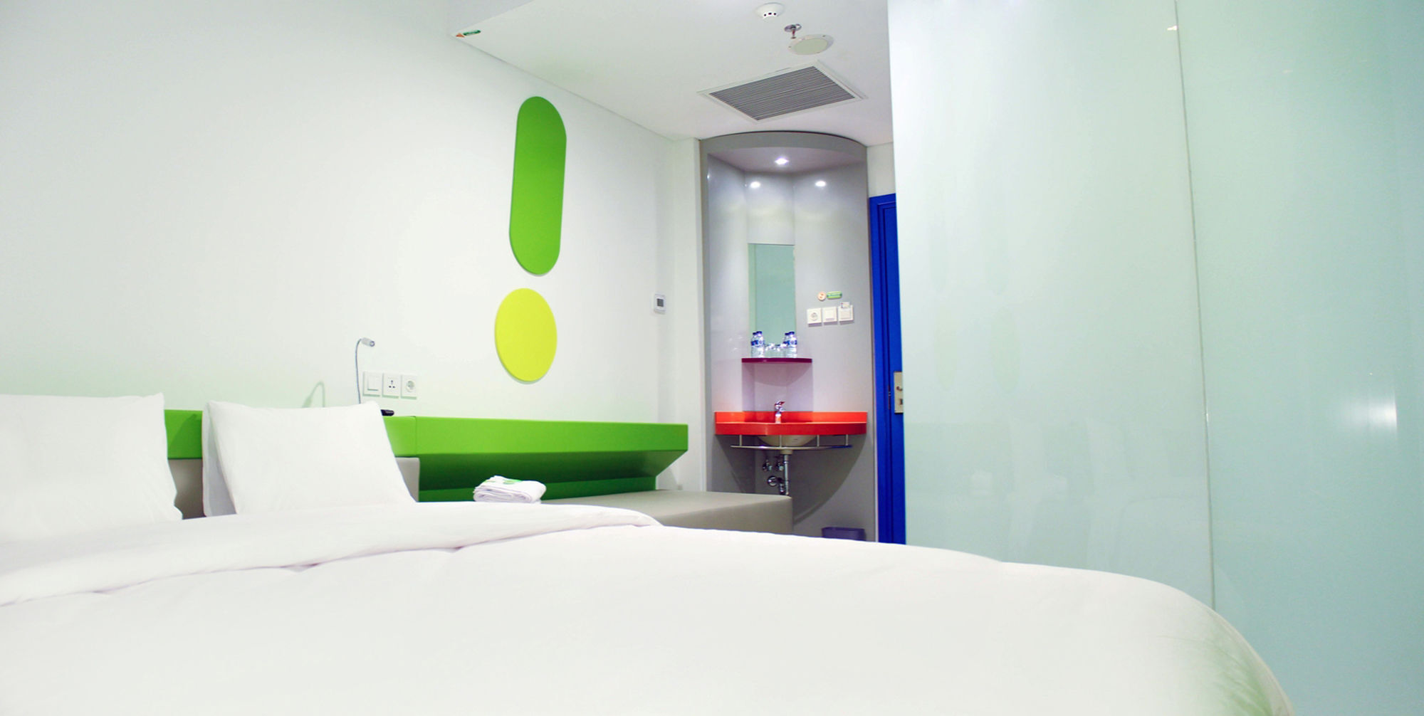 Hotel Pop! Kelapa Gading 2*
