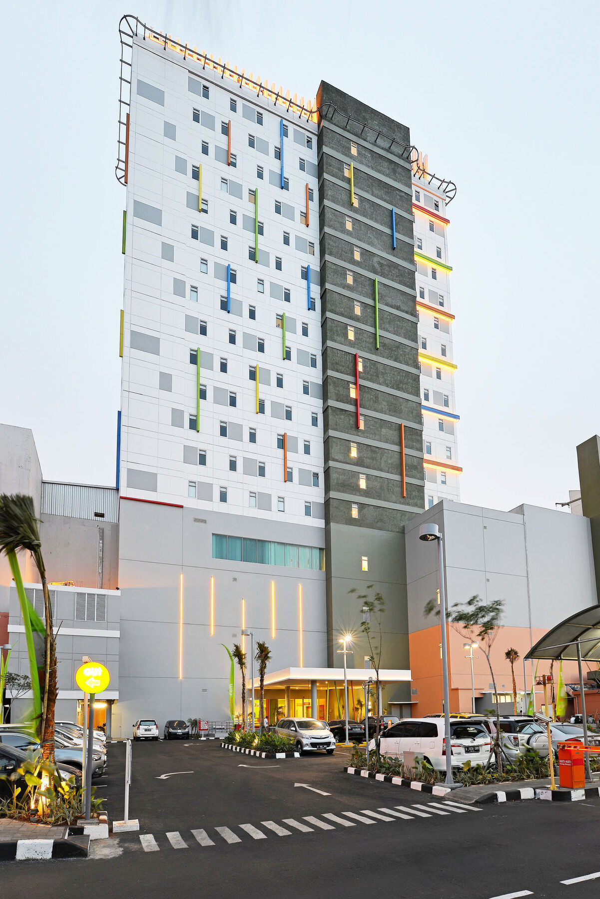 Hotel Pop! Kelapa Gading