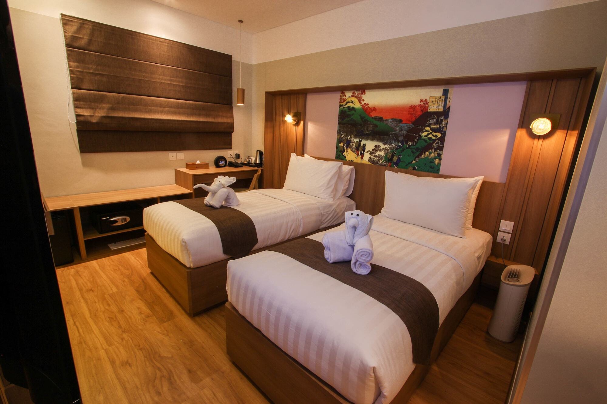 Kuretakeso Kemang Hotel 3*