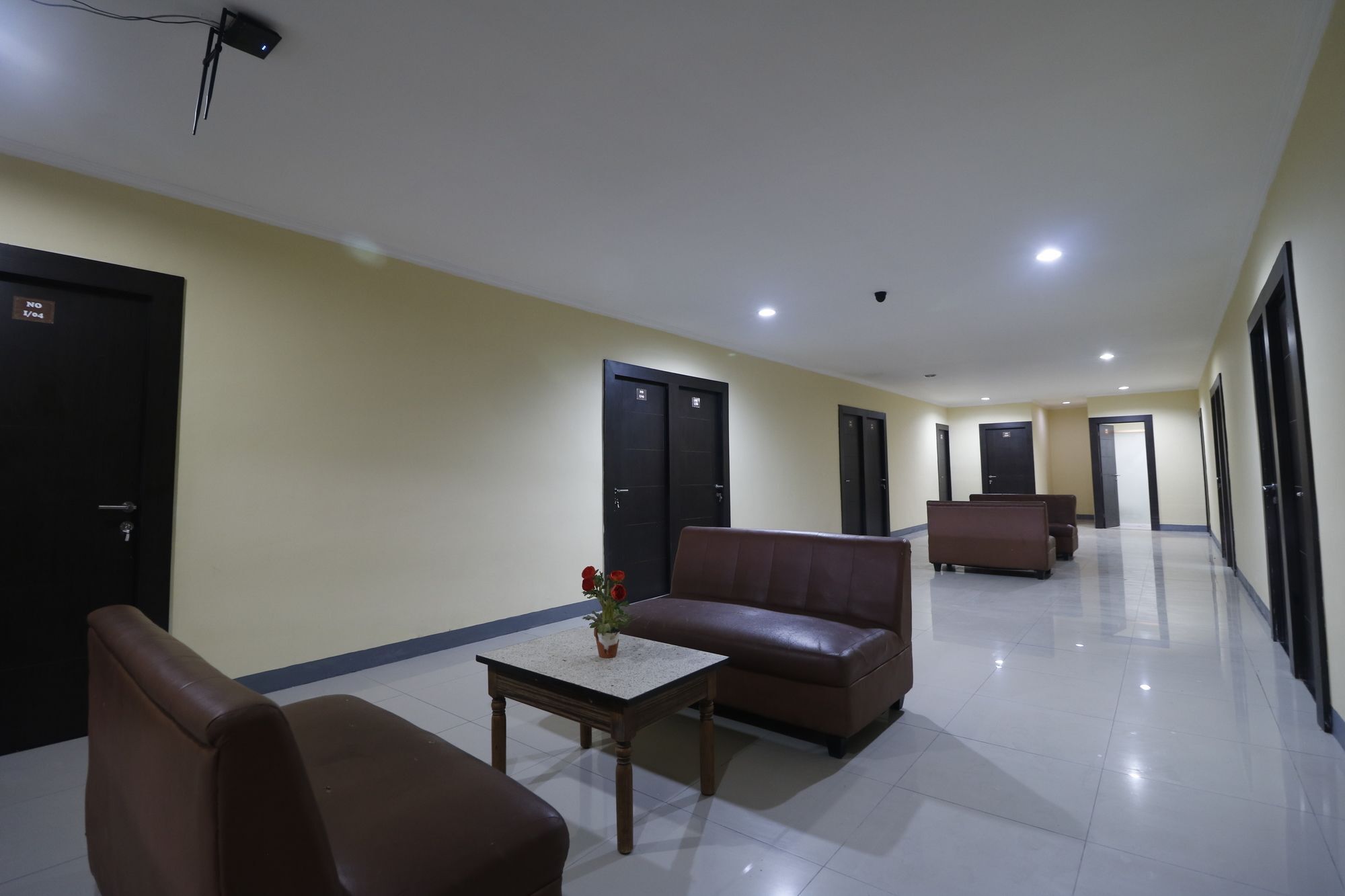 Reddoorz Near Itc Cempaka Mas Rumah tetamu