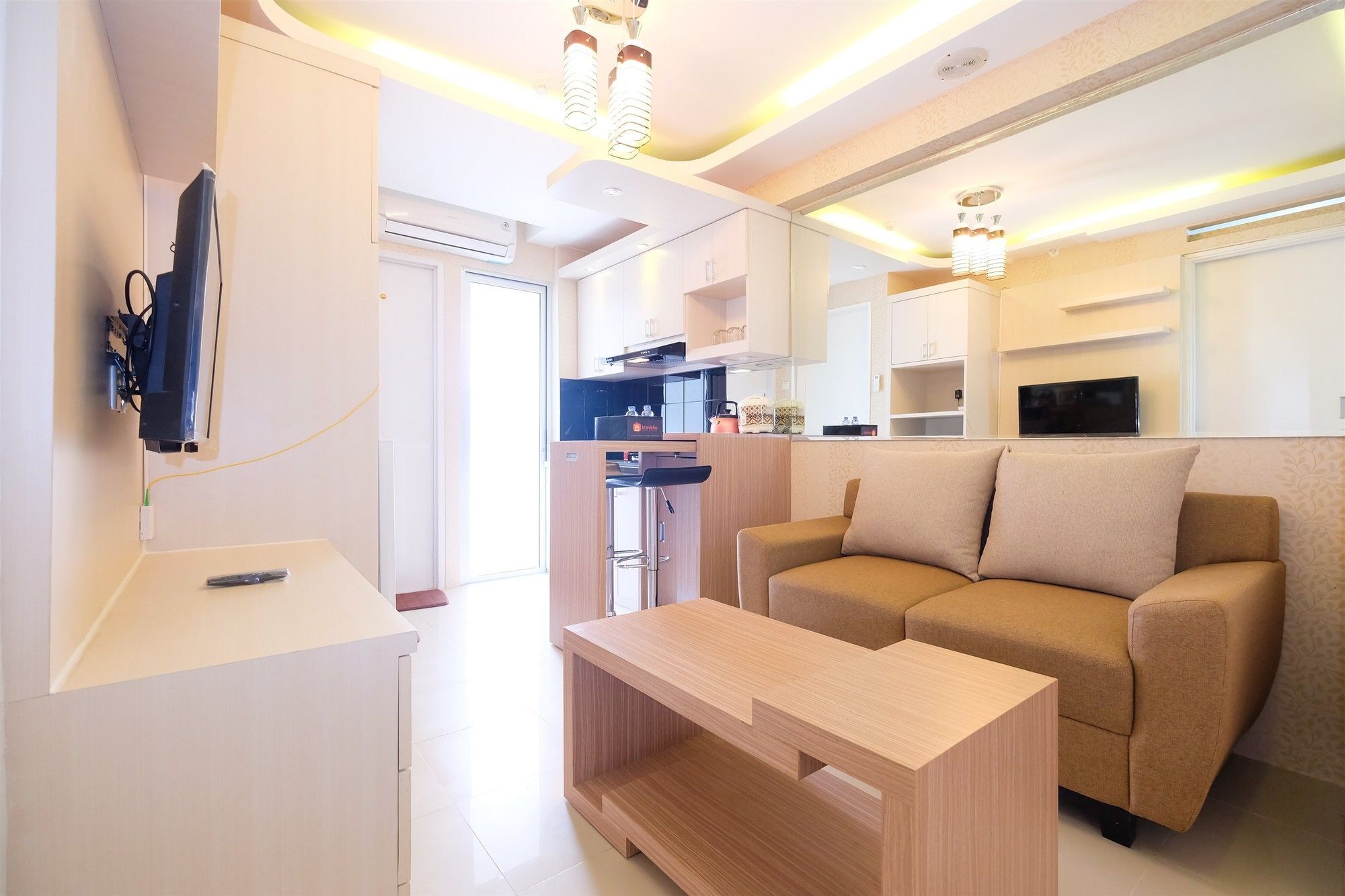 Modern Minimalist 2 Bedrooms At Bassura By Travelio Jakarta